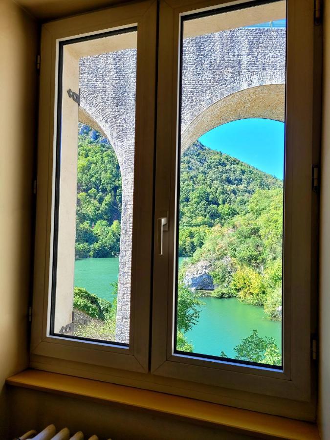 Hotel Rome Saint-Nazaire-en-Royans Zewnętrze zdjęcie