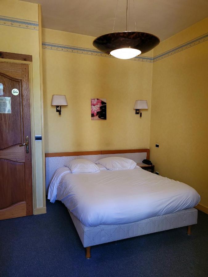 Hotel Rome Saint-Nazaire-en-Royans Zewnętrze zdjęcie