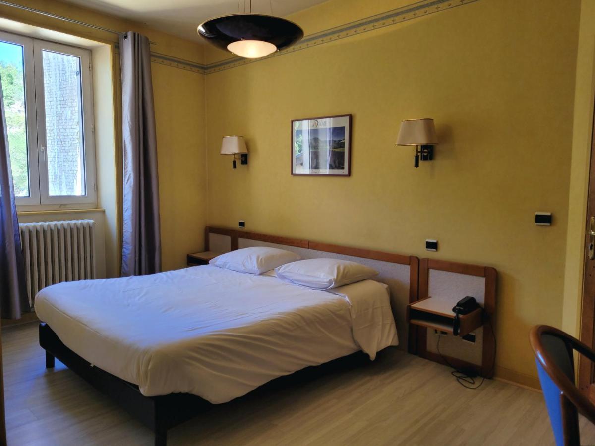 Hotel Rome Saint-Nazaire-en-Royans Zewnętrze zdjęcie