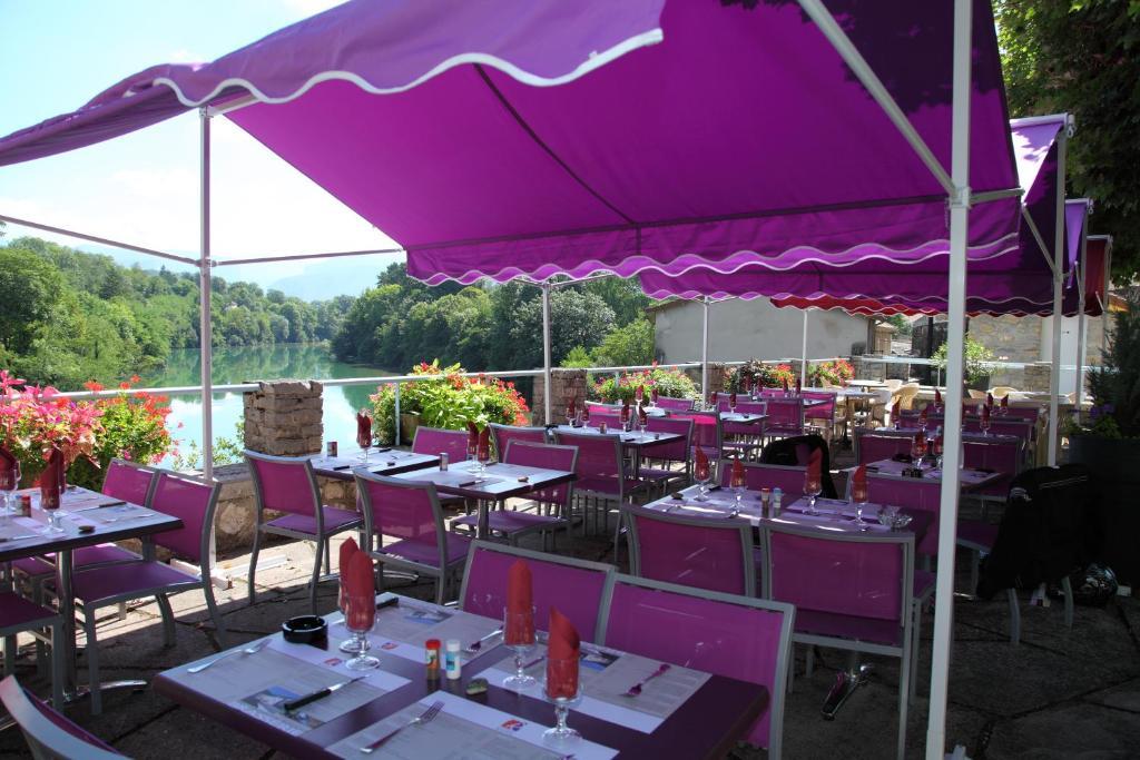 Hotel Rome Saint-Nazaire-en-Royans Zewnętrze zdjęcie
